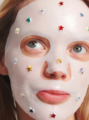 Acne adulta: os erros mais comuns que podem piorar o quadro – e como evitá-los acne adulta