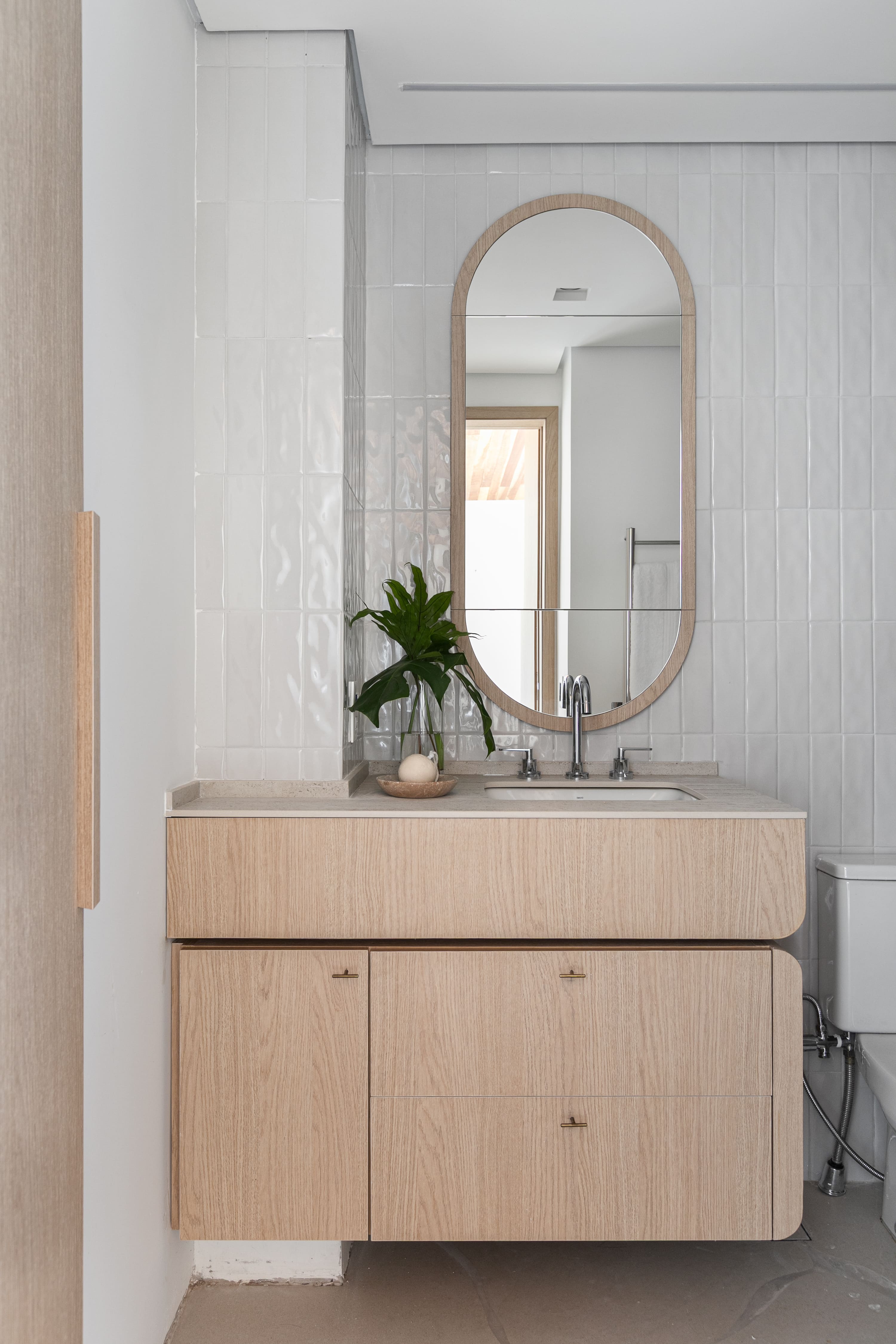 7 maneiras de modernizar a decoração dos banheiros sem gastar muito