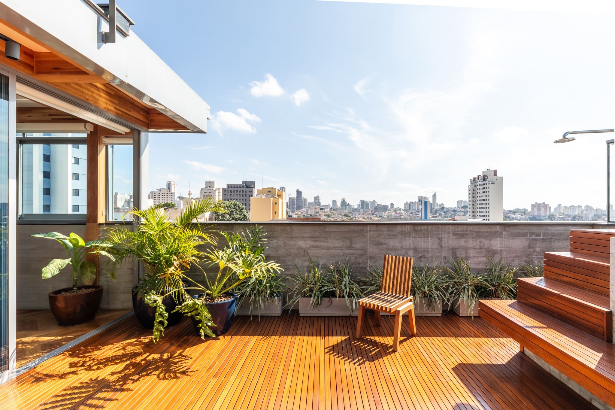 Sim, é possível cultivar jardim em apartamento! 10 inspirações para criar o seu Sim, é possível cultivar jardim em apartamento! 12 inspirações para criar o seu