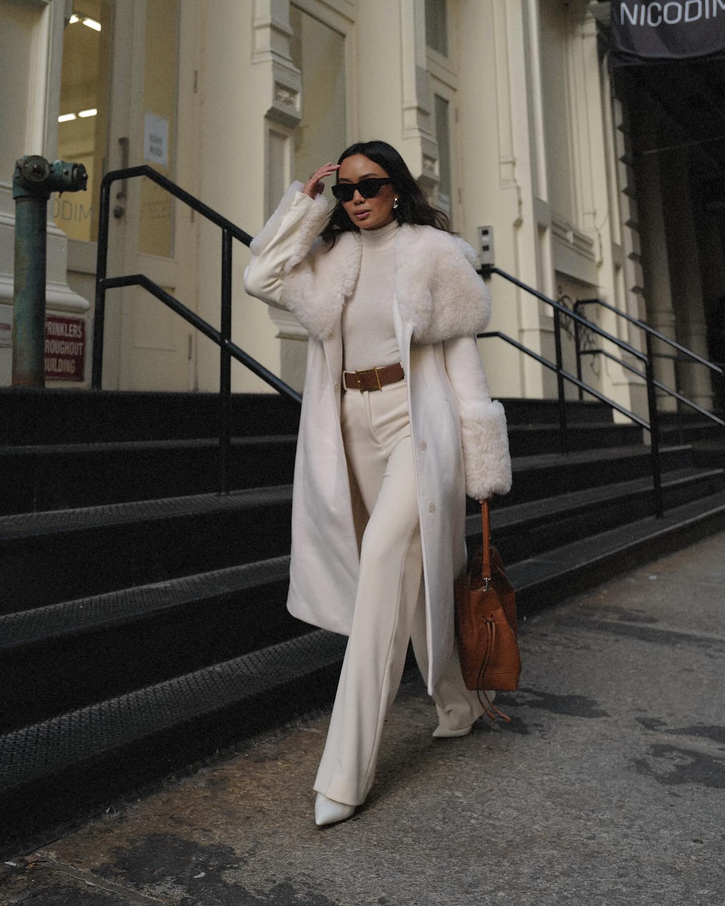 Além do preto: 5 paletas para inovar no look monocromático de inverno look monocromático