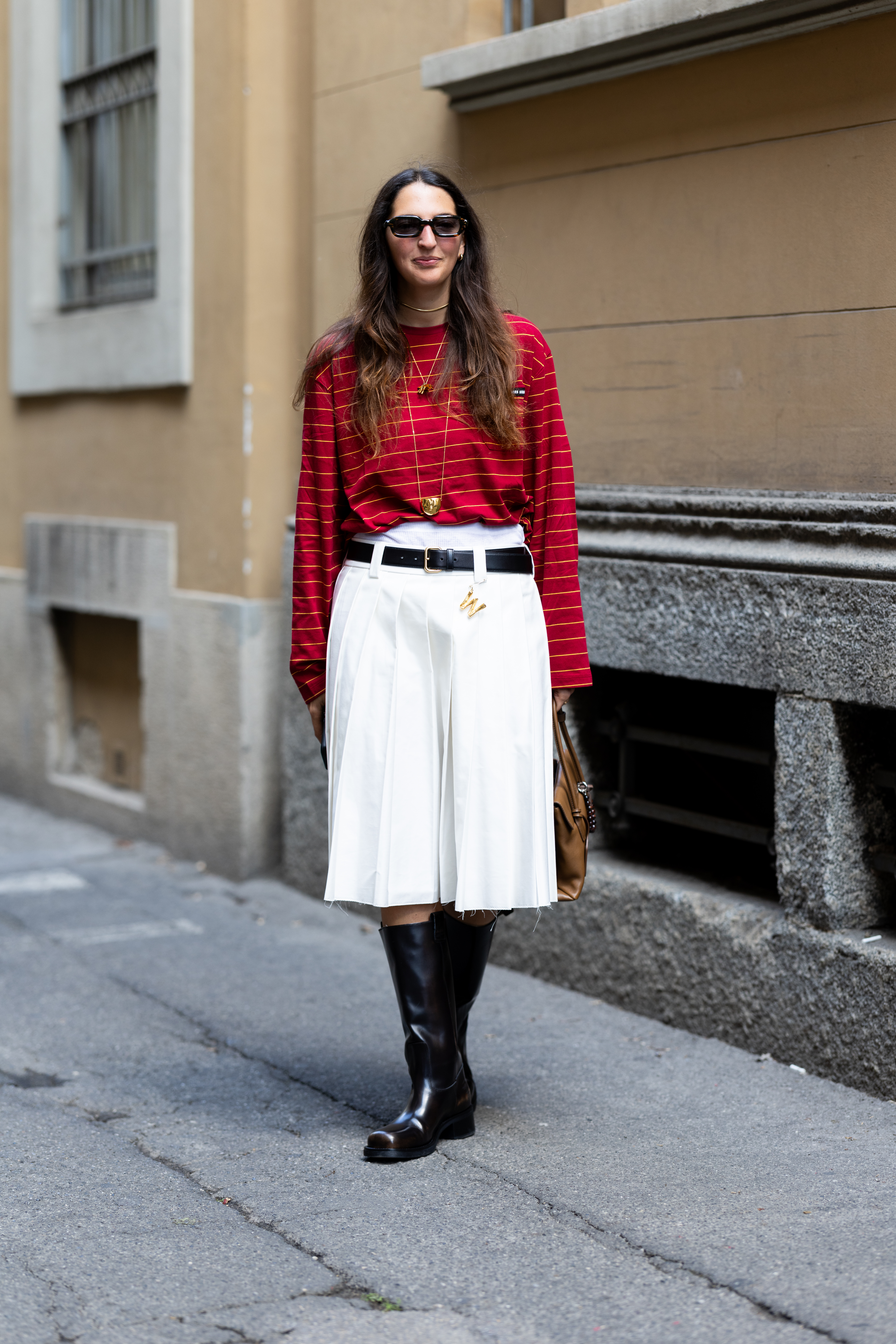 looks com saias de pregas