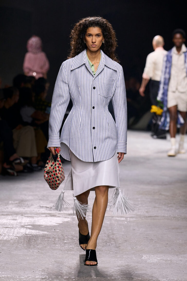 Verão 2025 da Bottega Veneta.