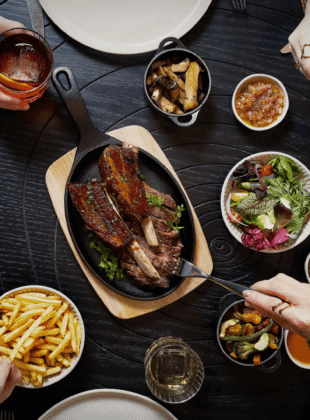 32 restaurantes que valem a reserva no almoço do Dia dos Pais em São Paulo 31 restaurantes que valem a reserva no almoço do Dia dos Pais em São Paulo