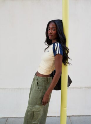 A baby look é o truque do momento para dar um twist no básico baby look