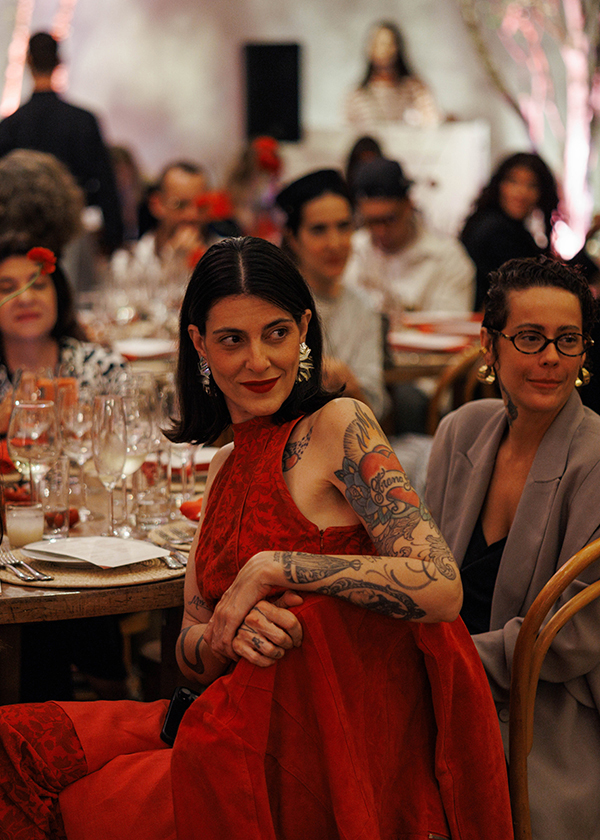 Lançamento da ELLE à Table reúne personalidades da gastronomia em torno da mesa cropvertical fotos por Breno da Matta 5407