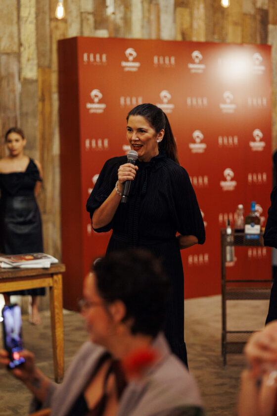 Lançamento da ELLE à Table reúne personalidades da gastronomia em torno da mesa fotos por Breno da Matta 5250