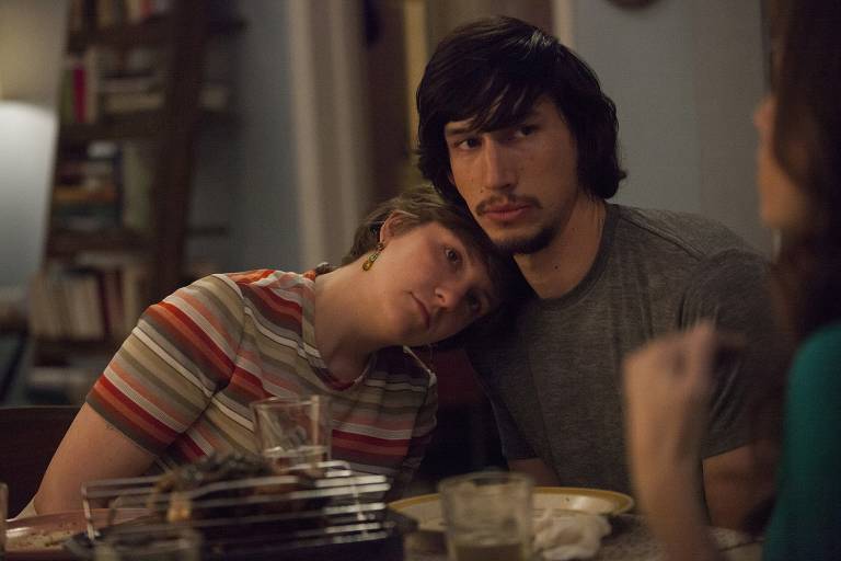 “Doente de fama”: 7 revelações do novo livro de Lena Dunham lena e adam driver
