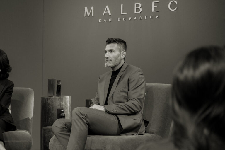 Couro, intensidade e uma nova masculinidade: por dentro do Malbec Eau de Parfum malbec eau parfum elle brasil mkoff 0382