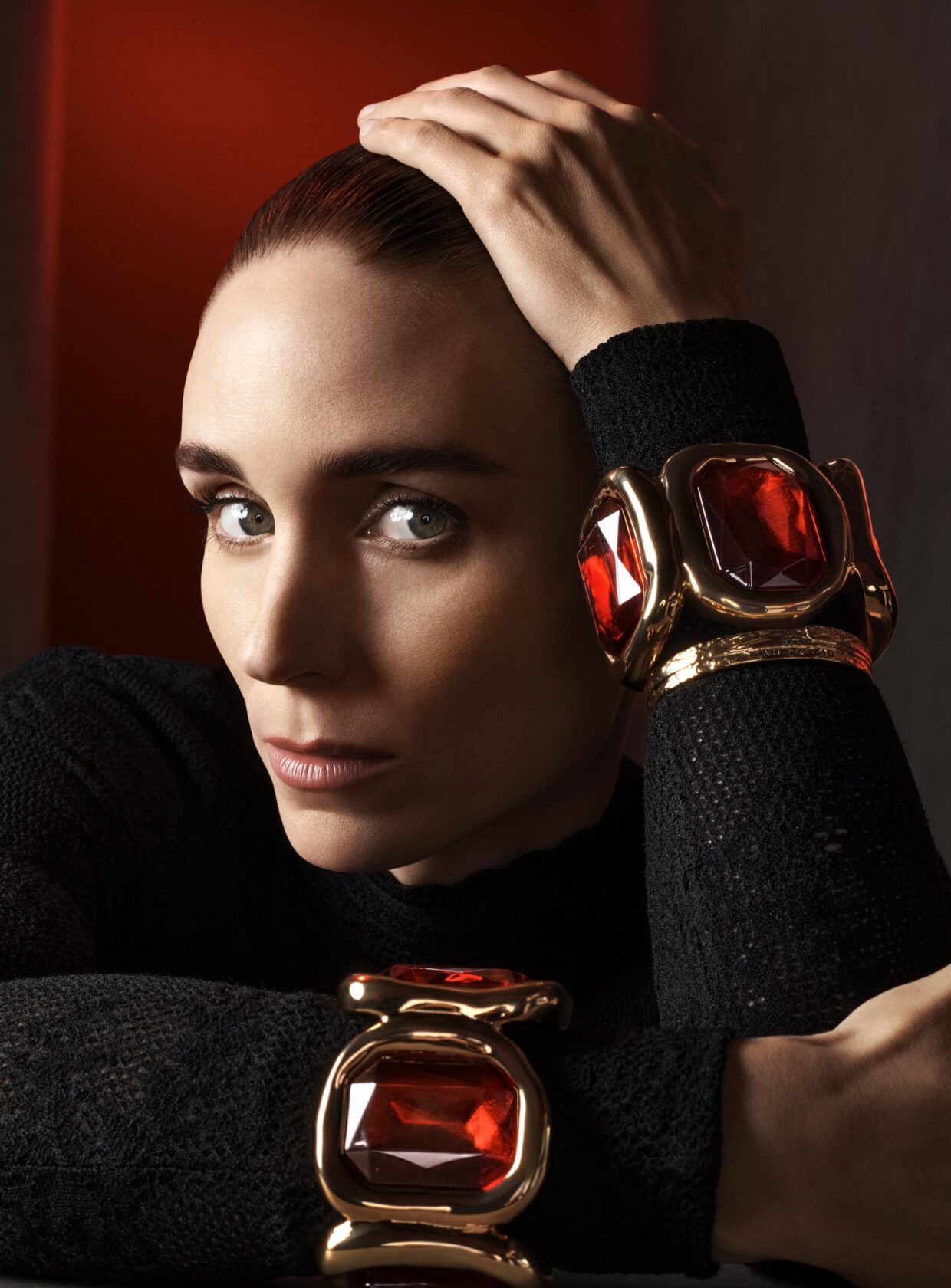 rooney mara estrela campanha do l'interdit elixir, nova fragrância da givenchy