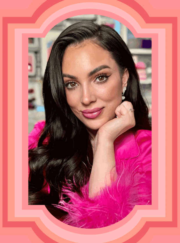 Elyse Reneau too faced