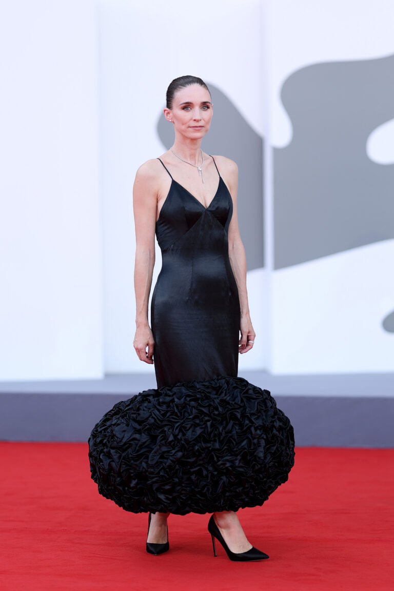 Festival de Veneza: os looks do tapete vermelho de 2026 que merecem sua atenção Festival de Veneza 07