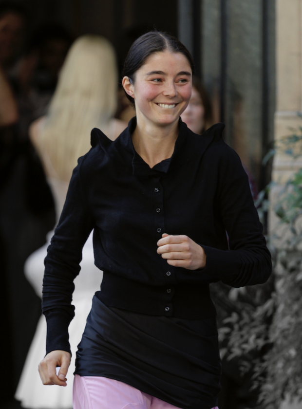 Quem é Julie Kegels, vencedora do Prêmio LVMH 2026 Julie Kegels