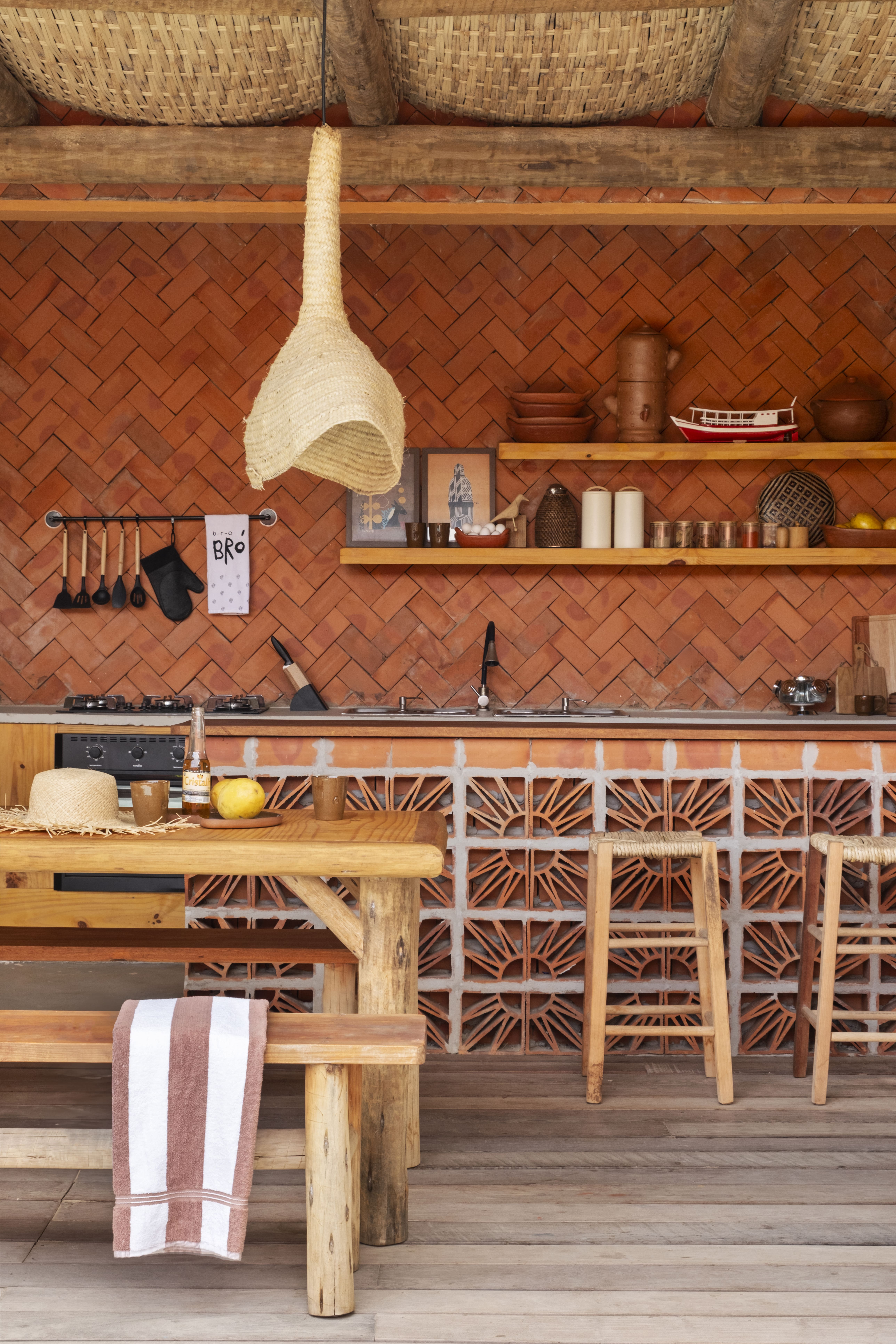7 maneiras de atualizar a decoração da área gourmet sem reformas