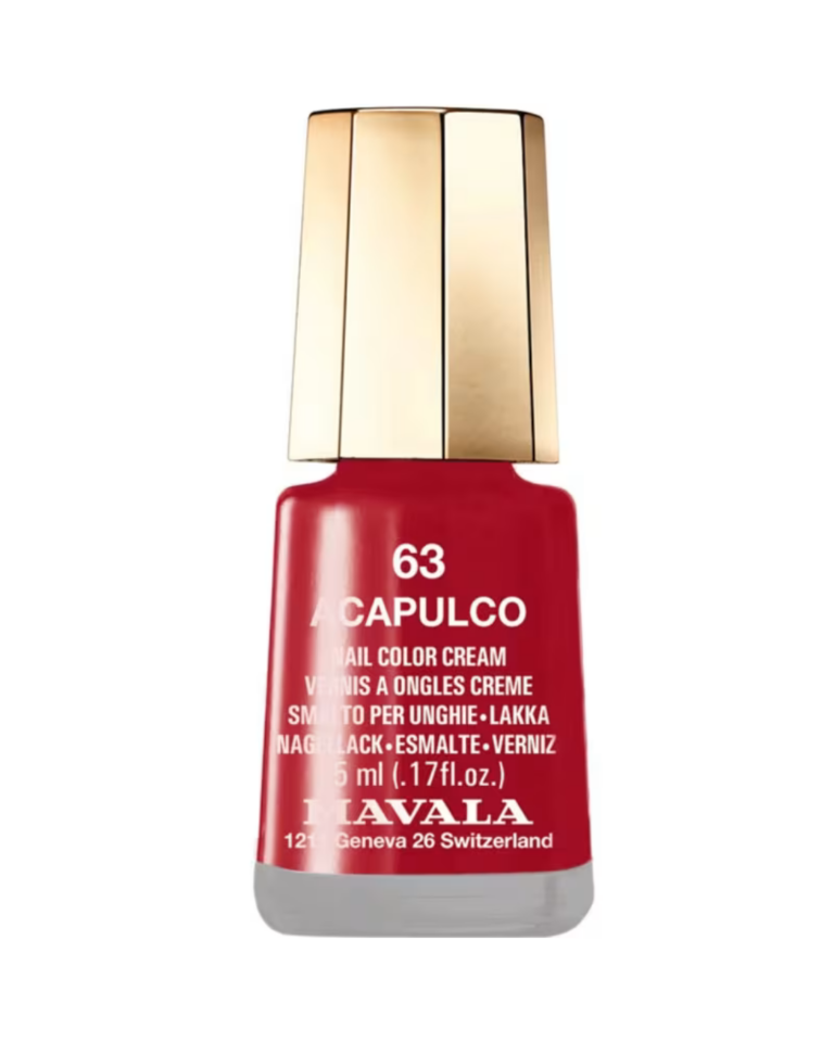 Esmalte vermelho-cereja é a aposta para atualizar (de leve!) a manicure esmalte vermelho-cereja (4)