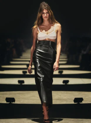 NYFW: Khaite, verão 2027 Khaite, verão 2027