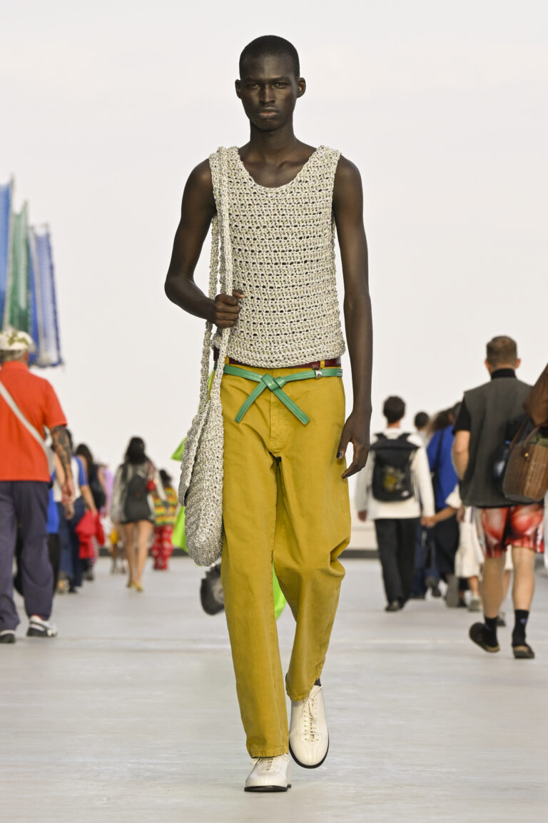 Moschino, verão 2027 