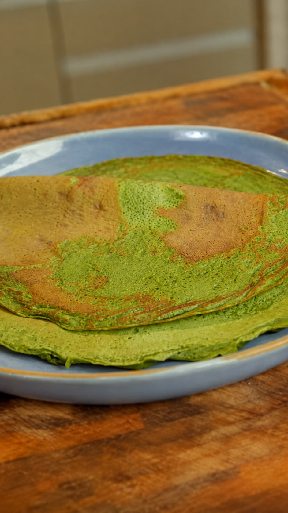 4 receitas de panquecas práticas e gostosas para comer no almoço ou jantar