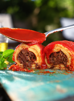 4 receitas de panquecas práticas e gostosas para comer no almoço ou jantar