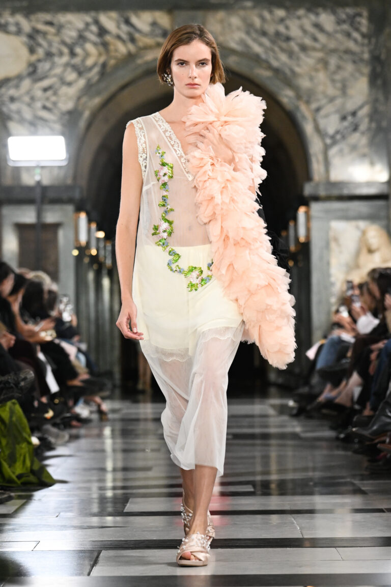 Simone Rocha, verão 2027