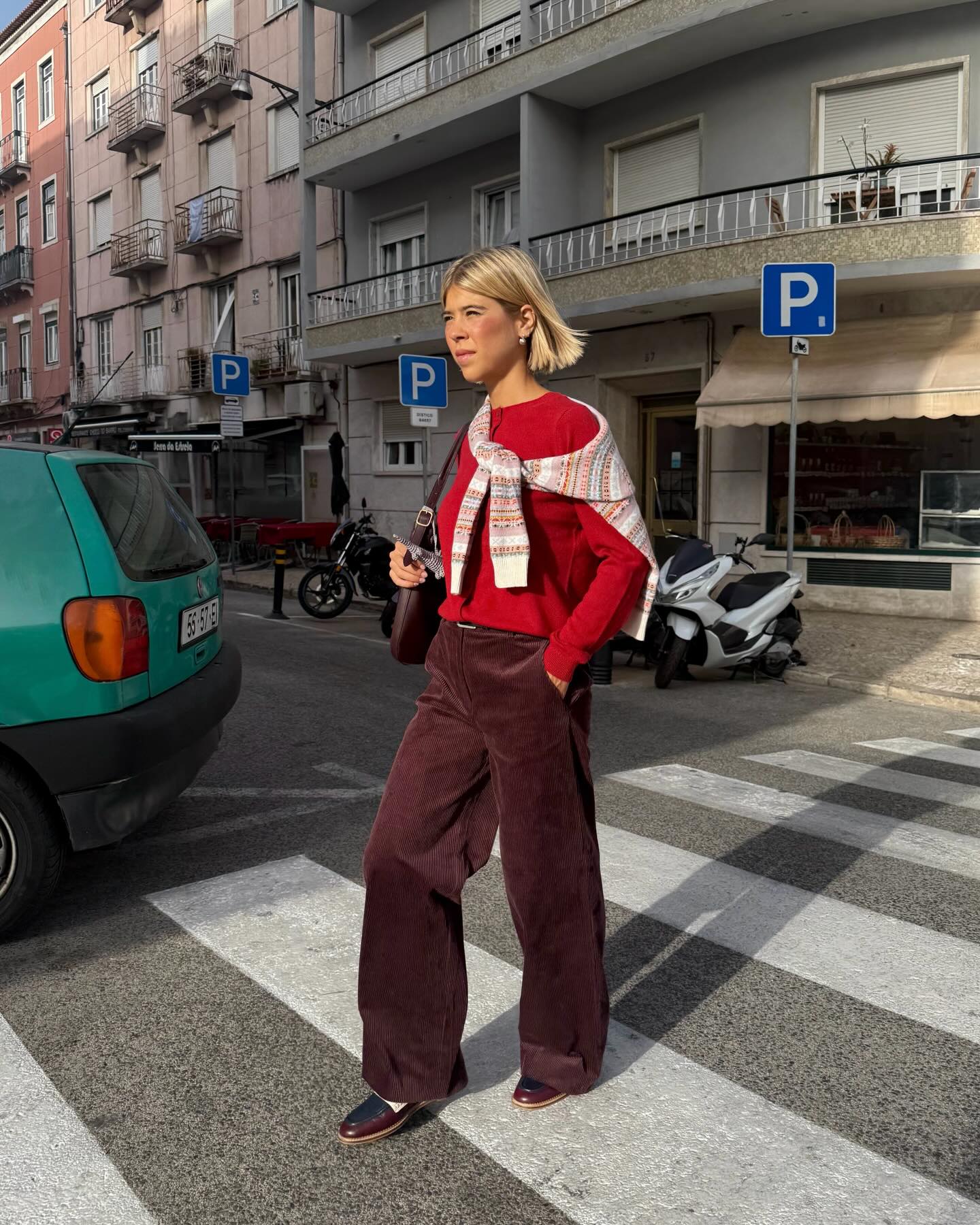 5 maneiras de deixar o suéter feminino mais estiloso suéter feminino