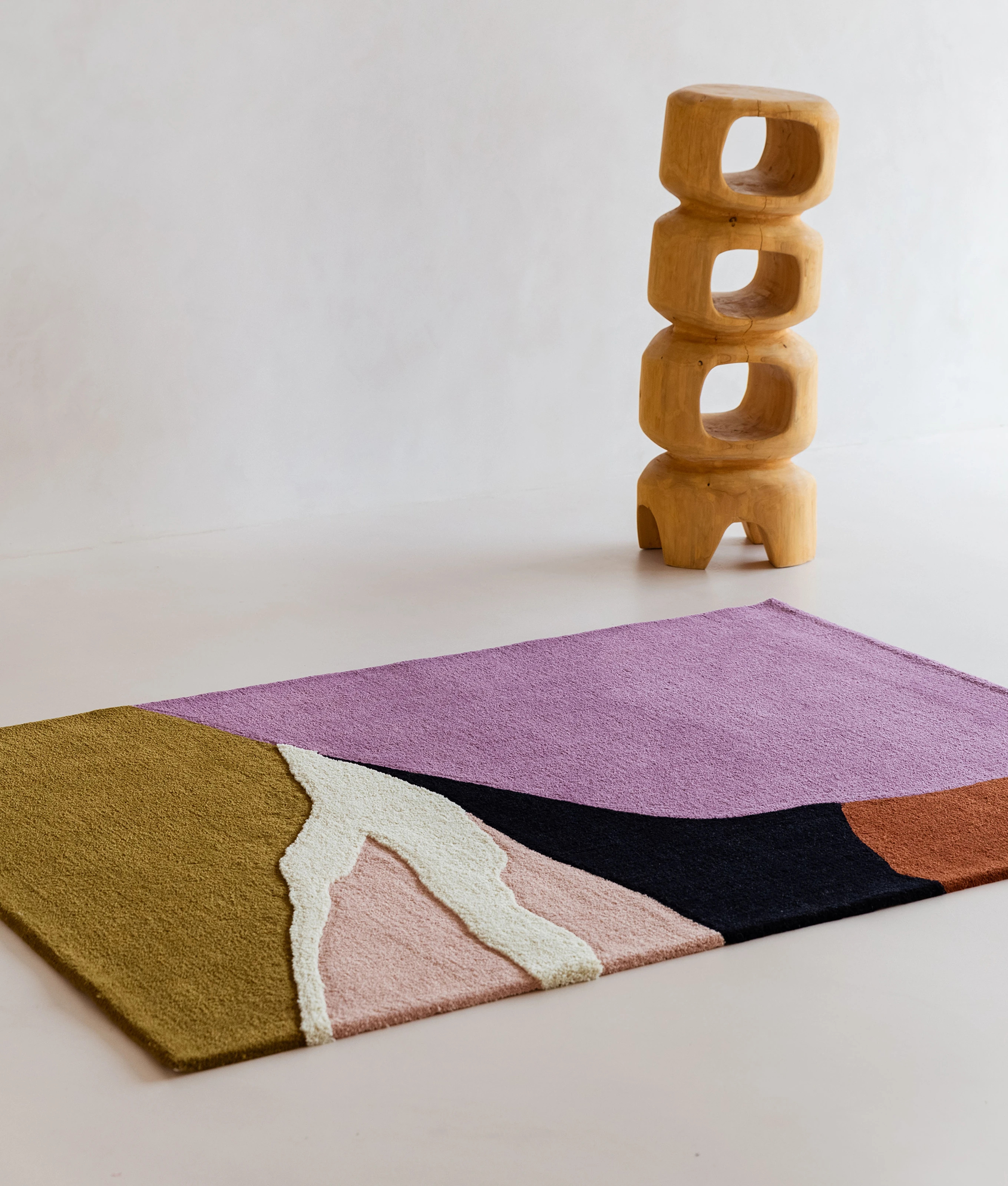 Tapete peludinho: 5 opções para incorporar o elemento no décor