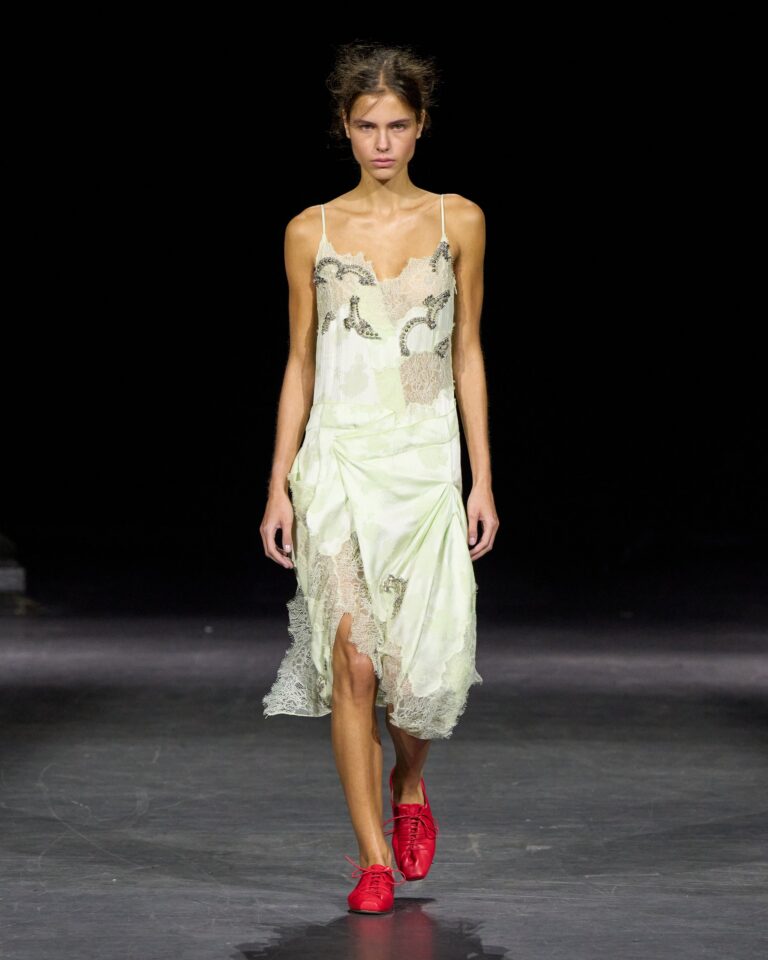 tendencias da LFW verao2027 ERDEM Spring Summer 2027 Look 12 c4c259f7 13be 4a6d bd19 e9605c43ee3b
