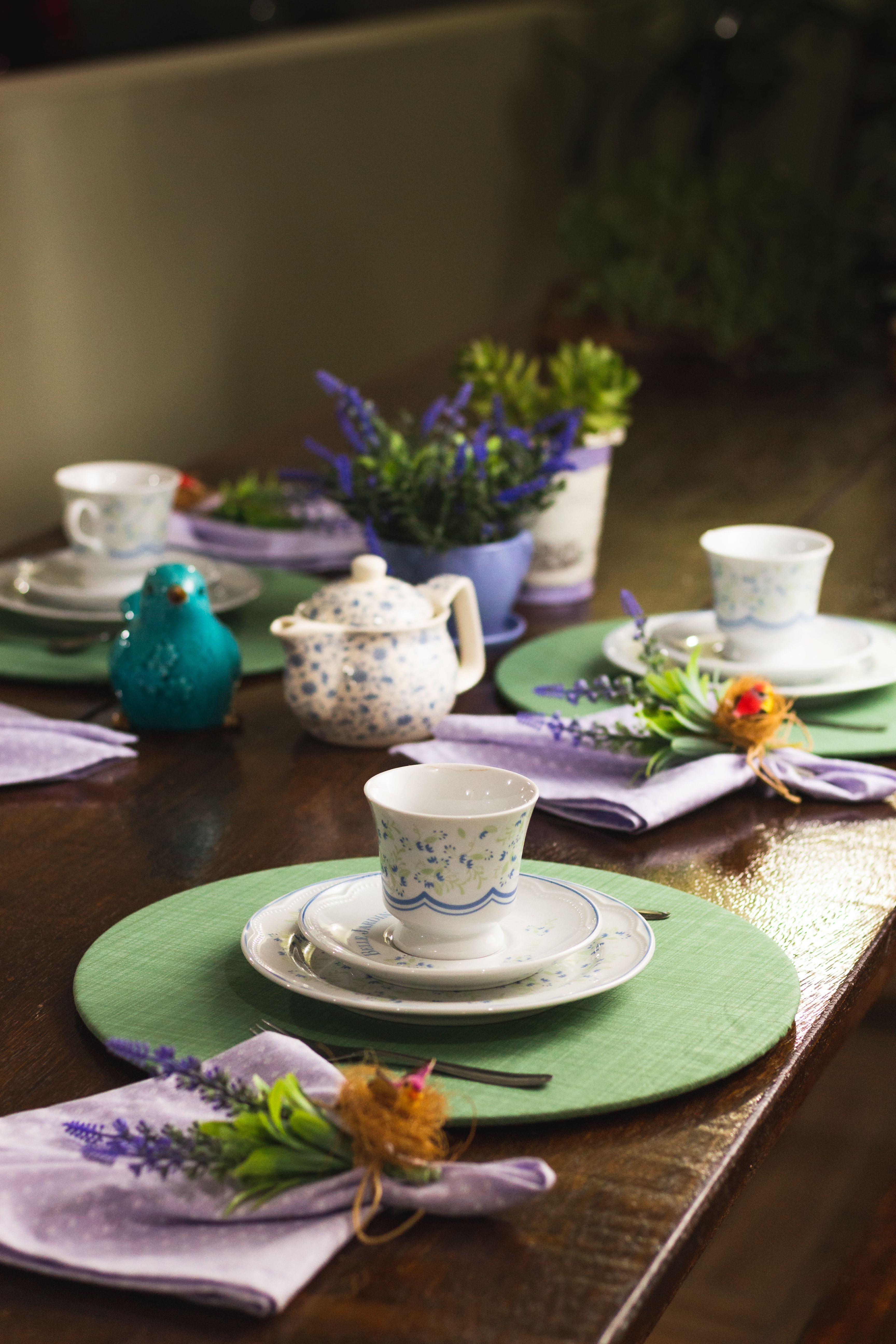 6 tendências de mesa posta para receber em casa com estilo