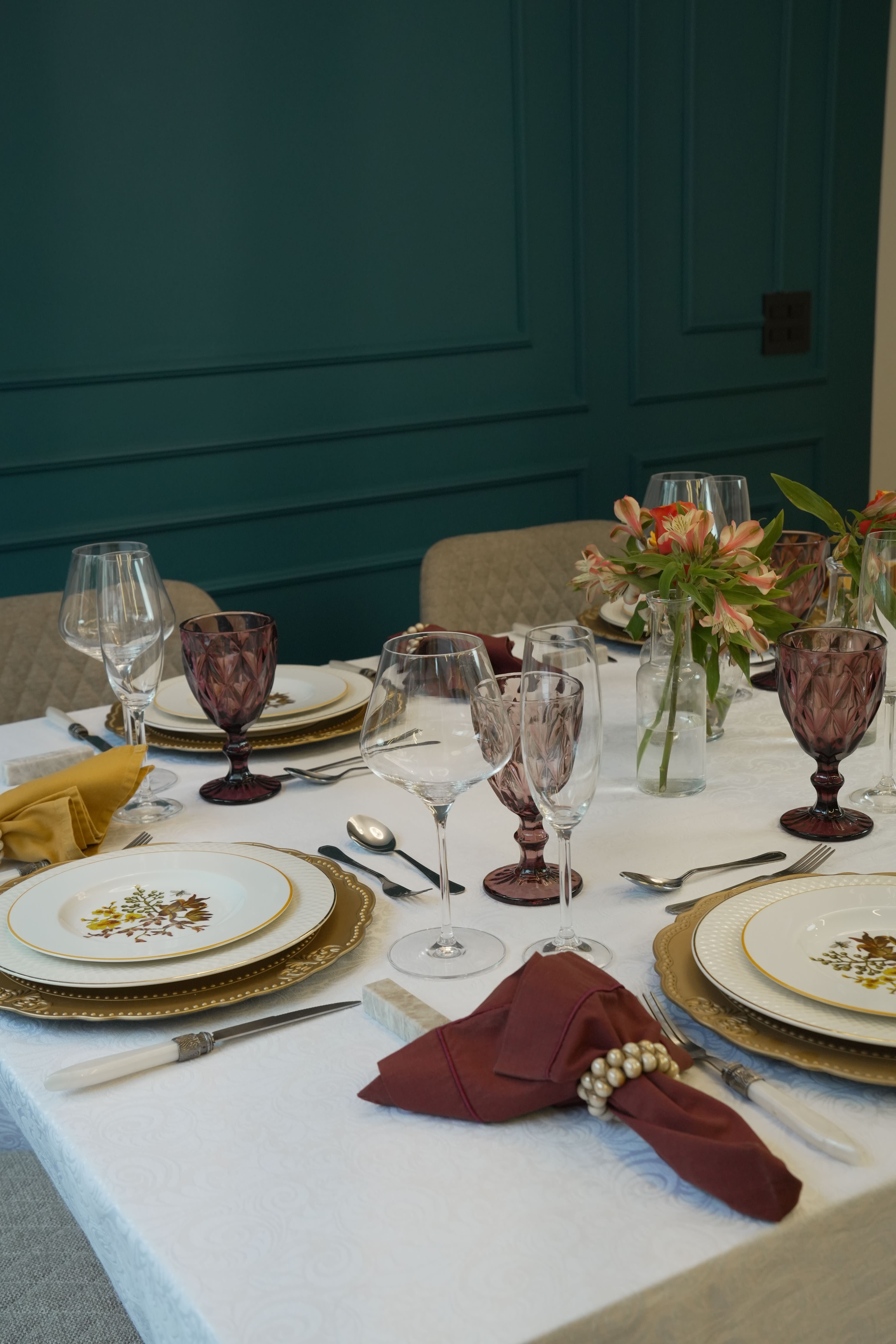 6 tendências de mesa posta para receber em casa com estilo