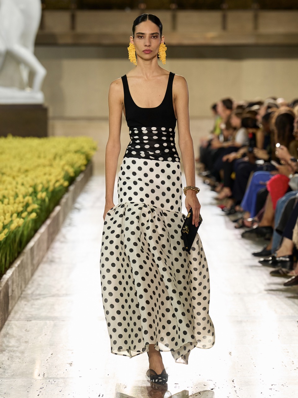 Carolina Herrera, verão 2027.