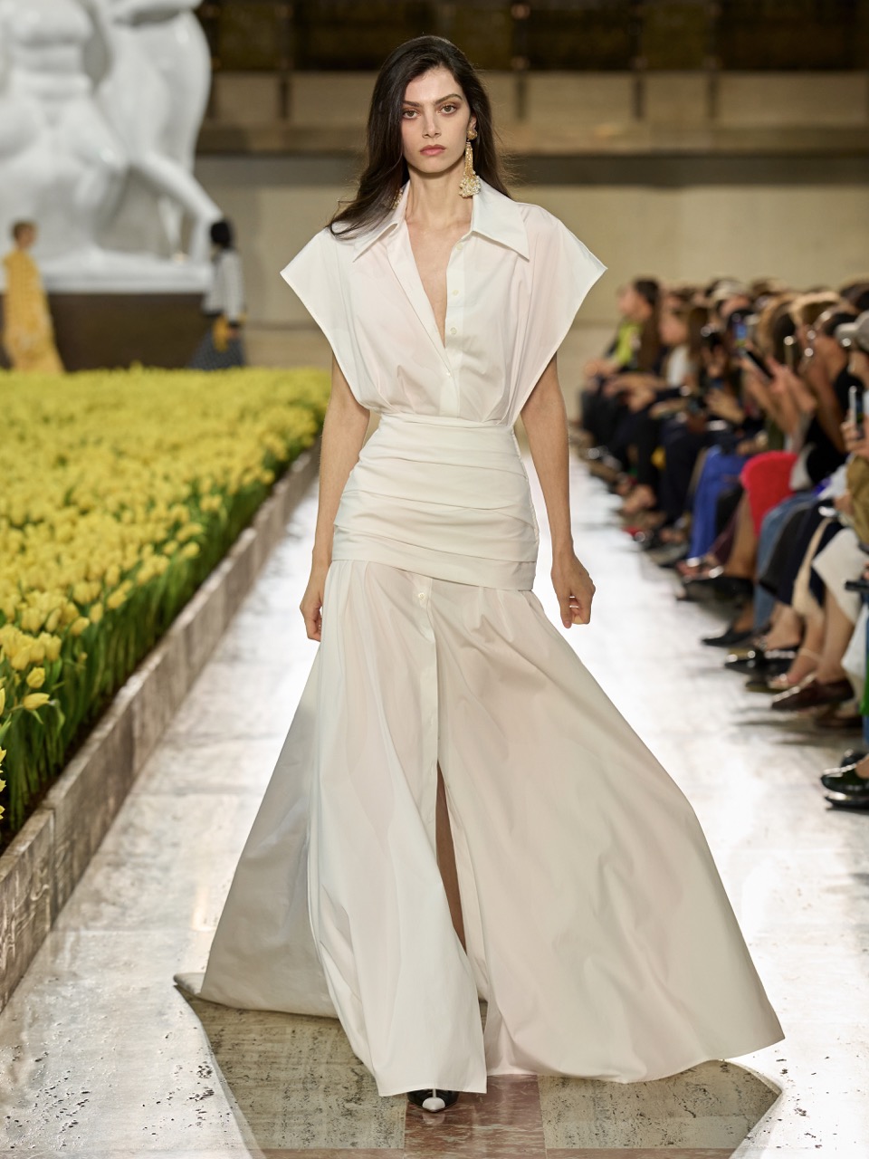 Carolina Herrera, verão 2027.