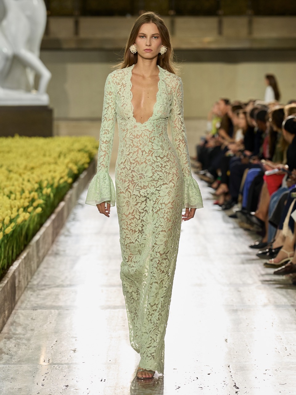 Carolina Herrera, verão 2027.