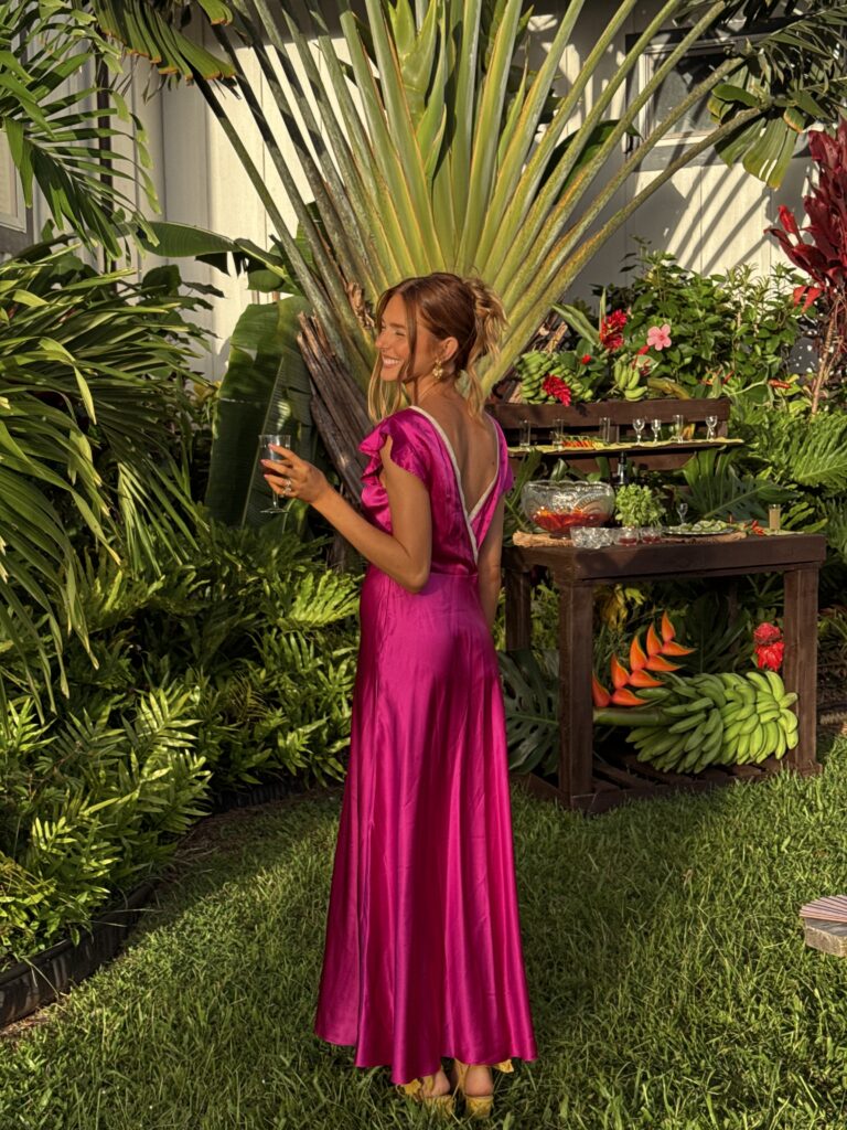 vestidos de festa simples e elegante 22set26 mikayla.soren