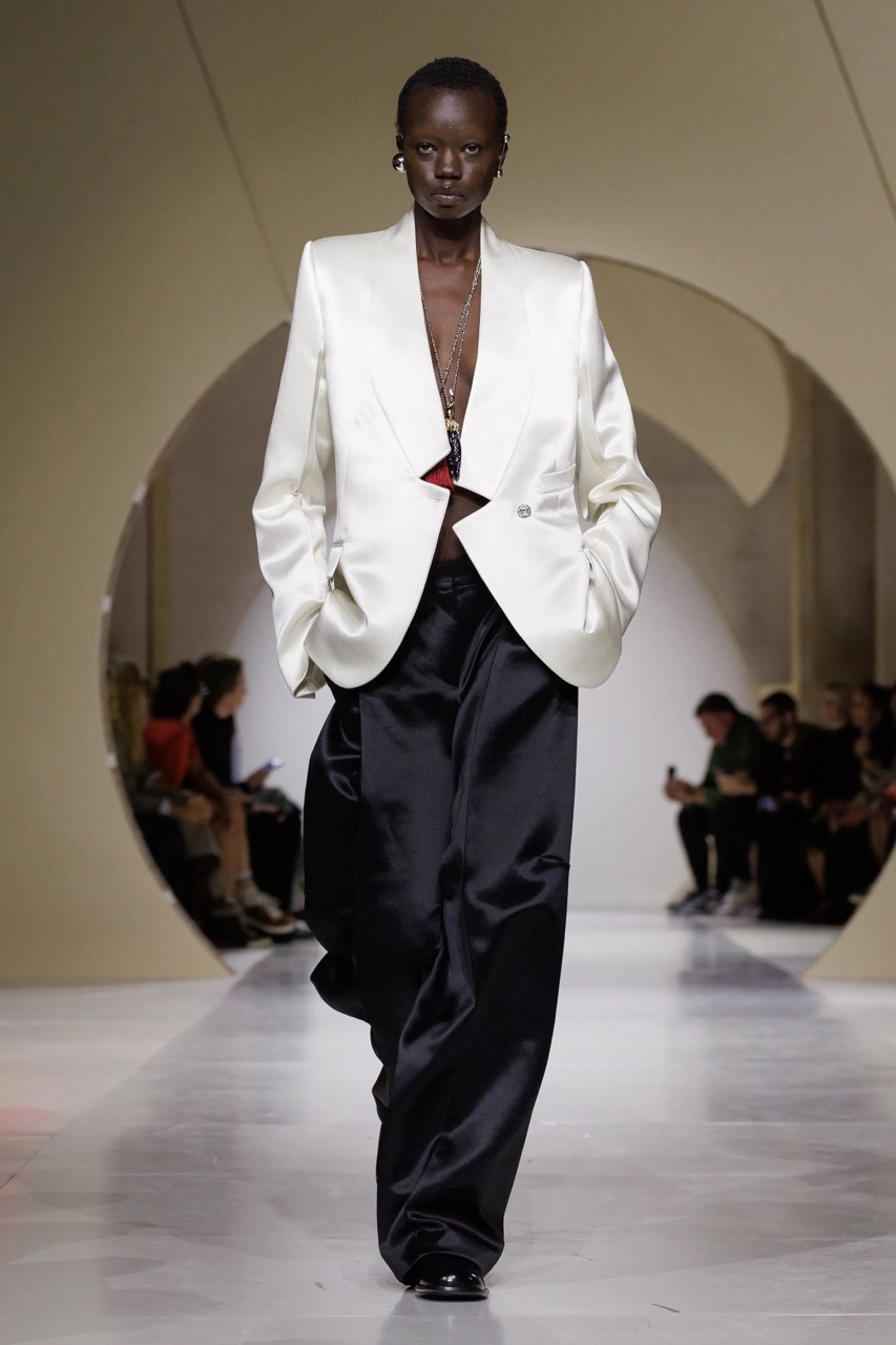 PFW: Givenchy, verão 2027 Givenchy, verão 2027