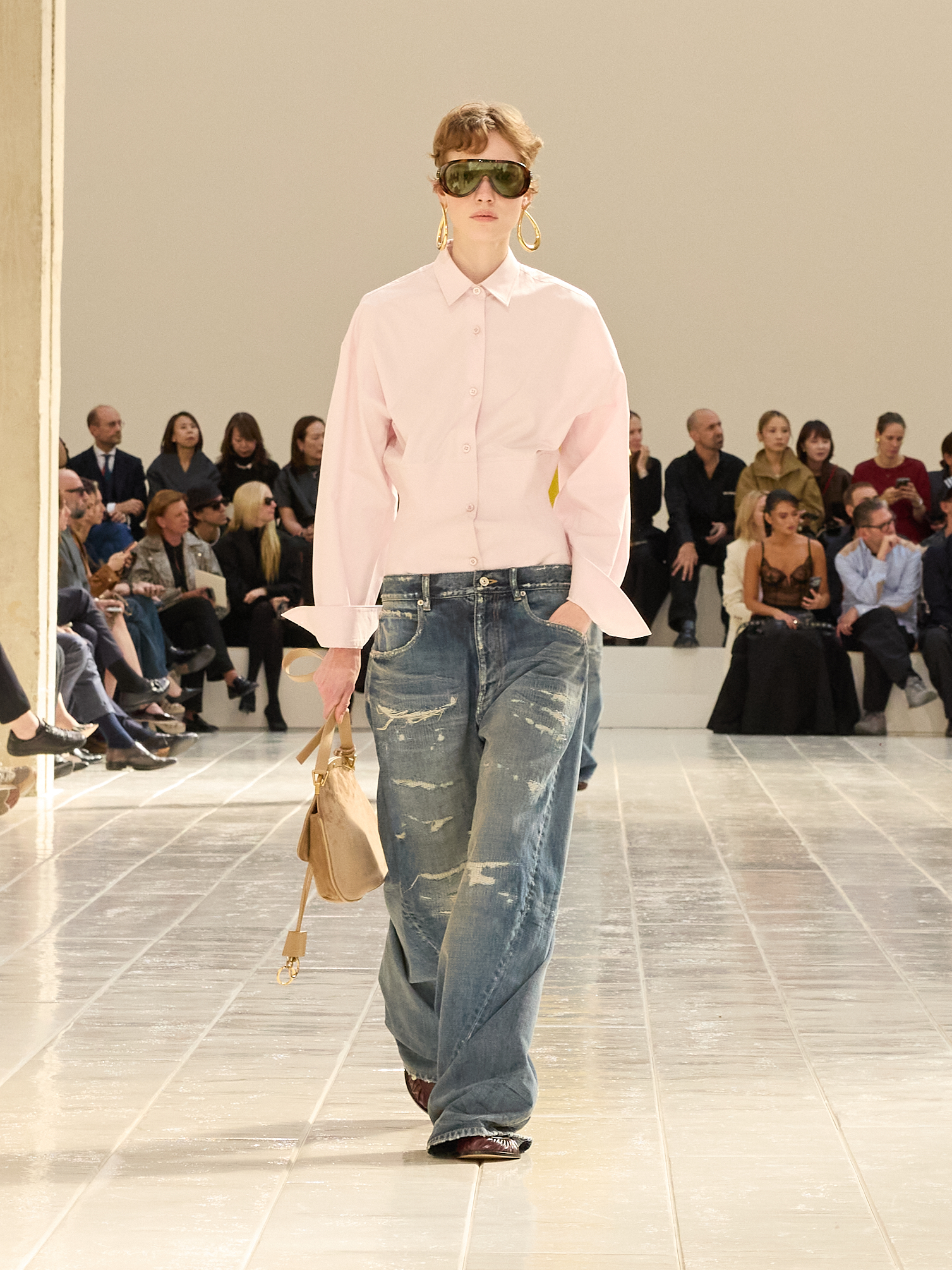 PFW: Balenciaga, verão 2027 desfile de verão 2027 da balenciaga na pfw