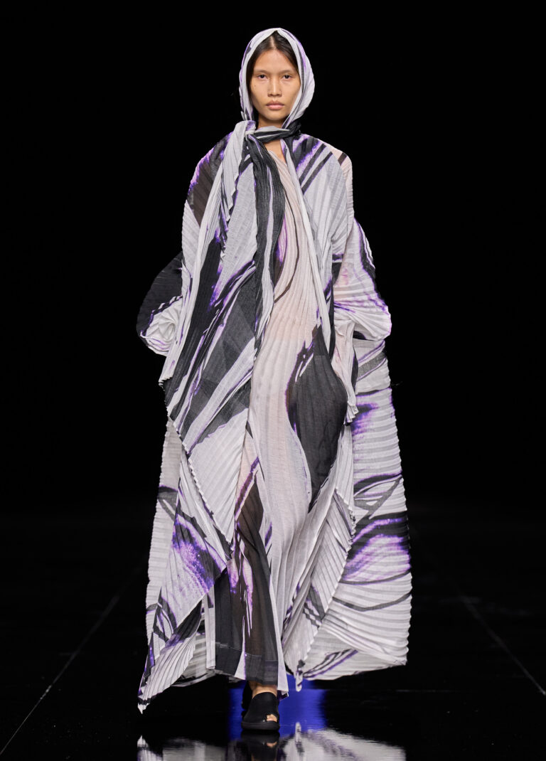 PFW: Issey Miyake, verão 2027 ISSEY MIYAKE SS27 LOOK 023