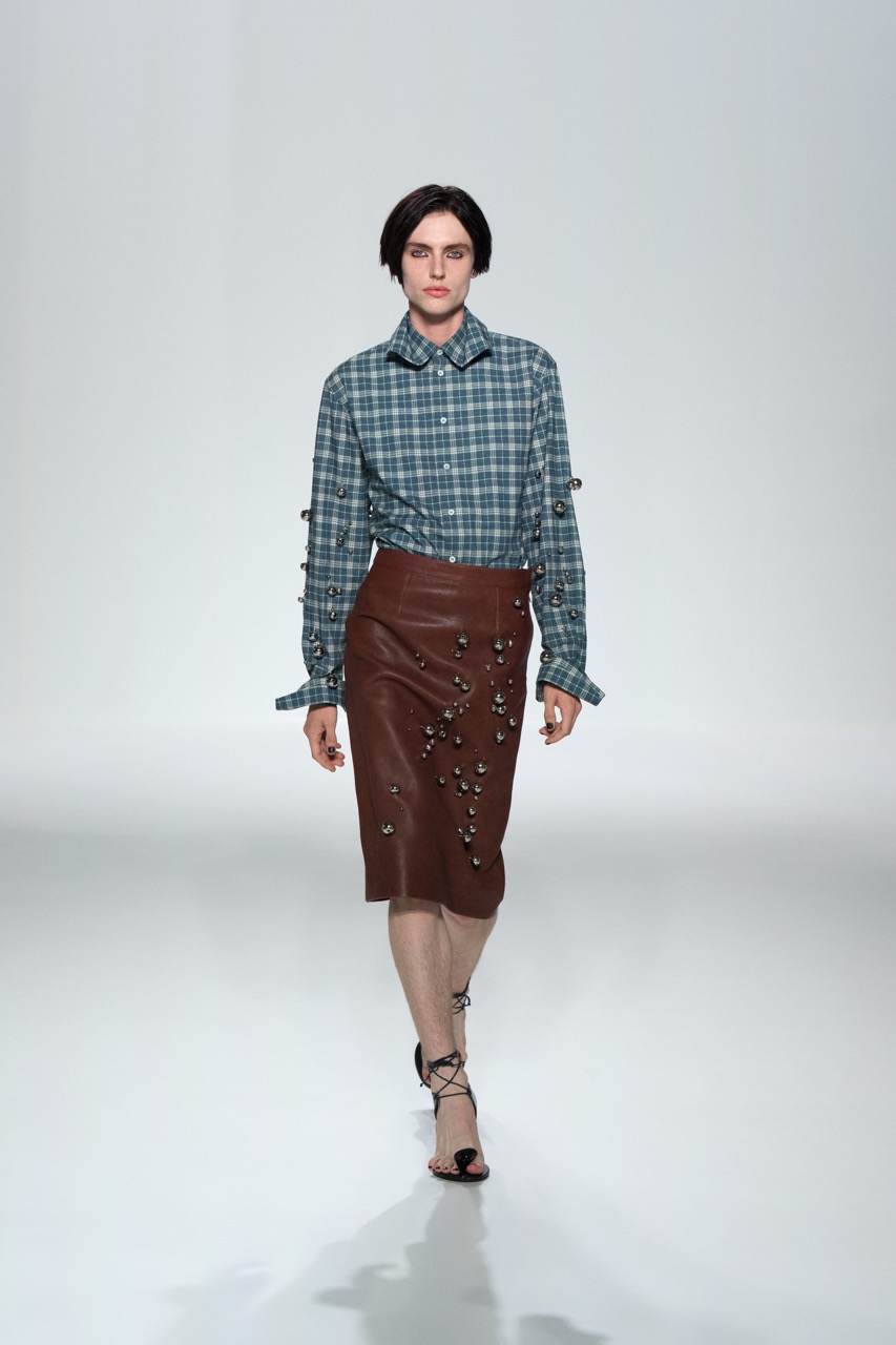 Jean Paul Gaultier, verão 2027.