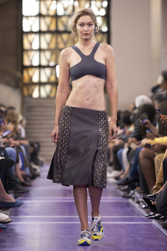 Miu Miu, verão 2027.