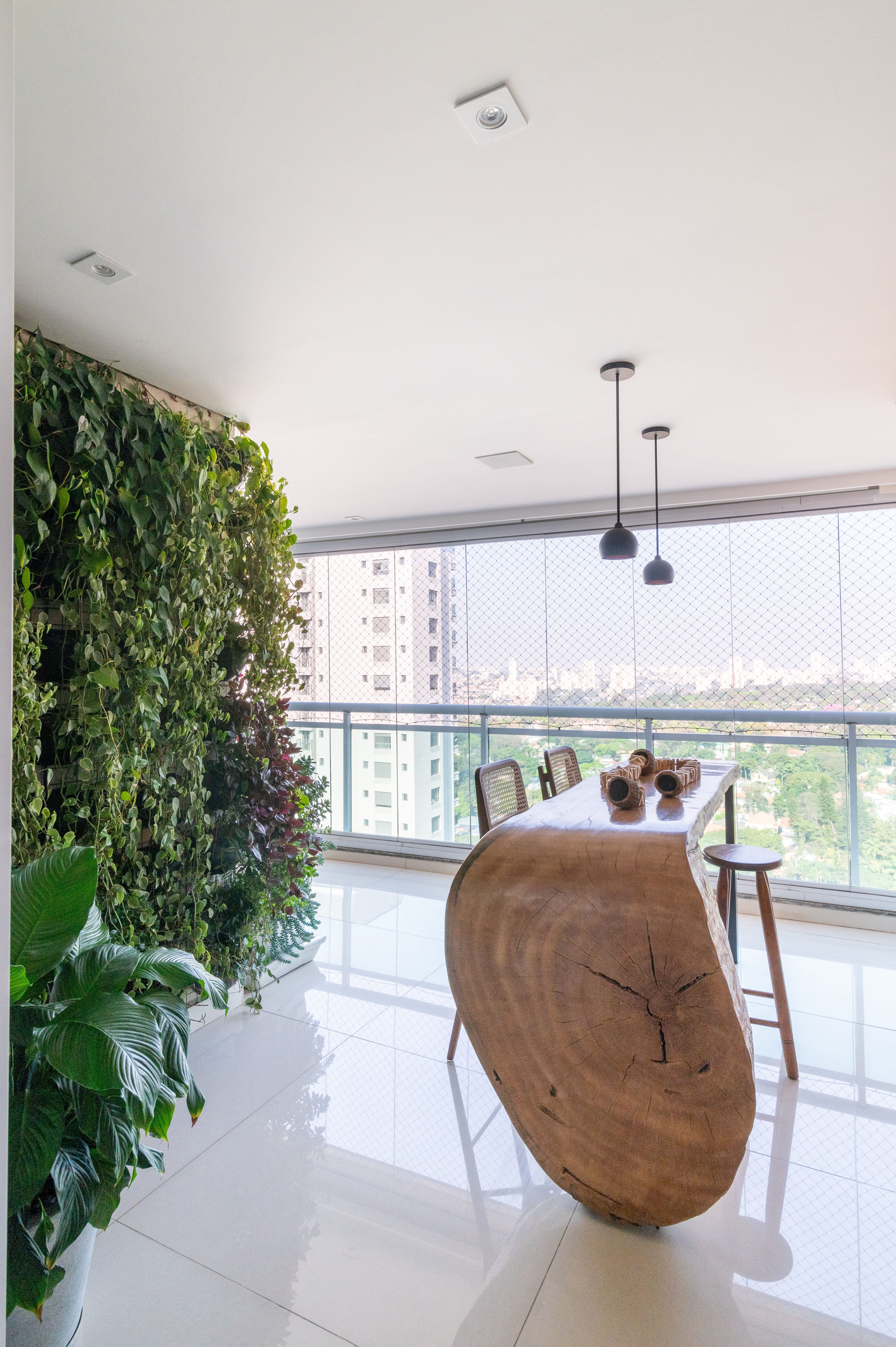 12 inspirações para criar seu próprio jardim vertical em casa