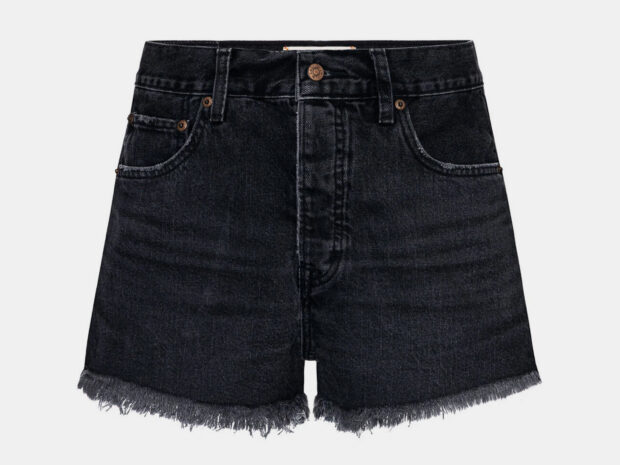 Do loafer ao salto: 6 looks com short jeans preto short jeans preto 30set26 ldnim
