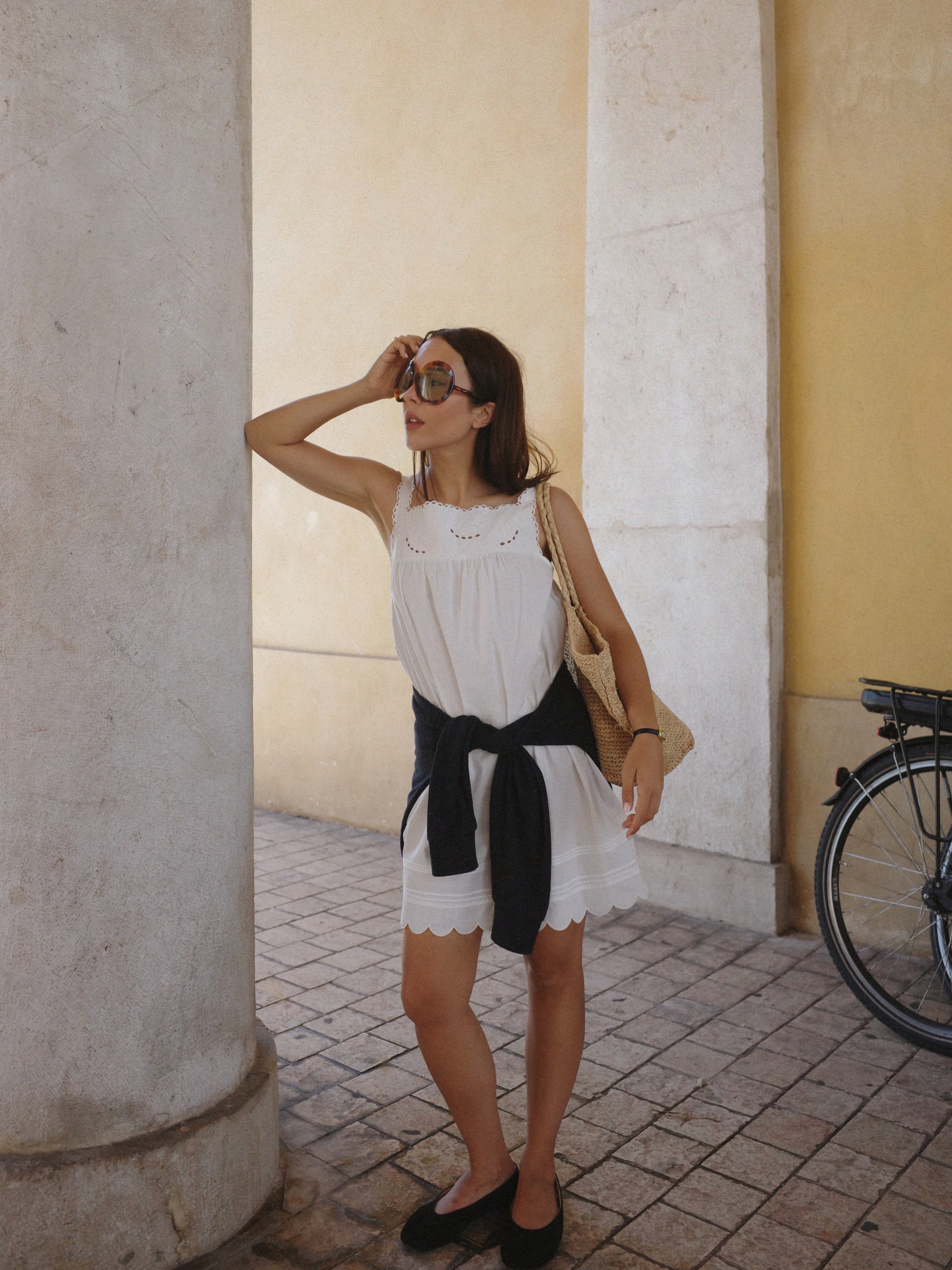 Bateu o calor? Os vestidos brancos são a saída para um look fresquinho! vestidos brancos